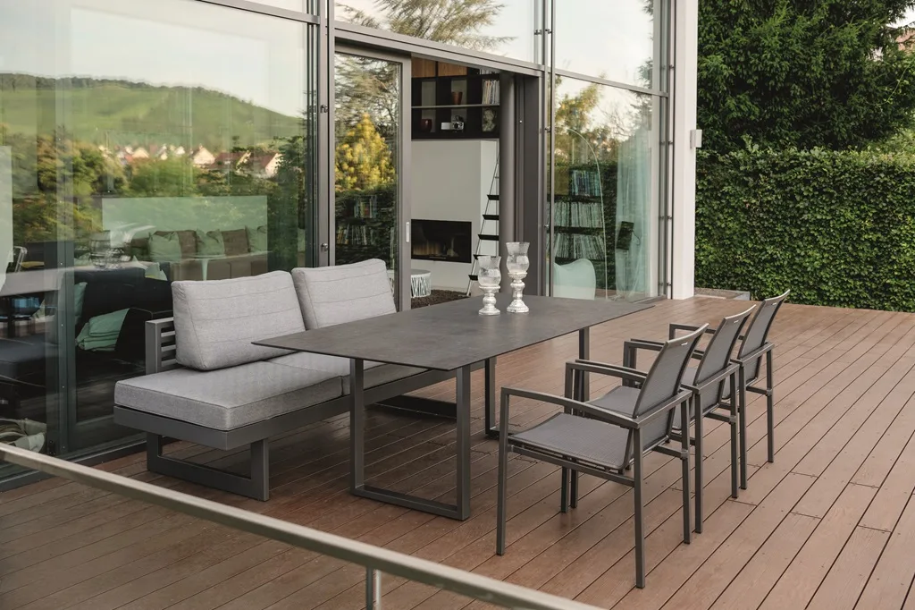 NEW-HOLLY-Dining-Lounge-Copy